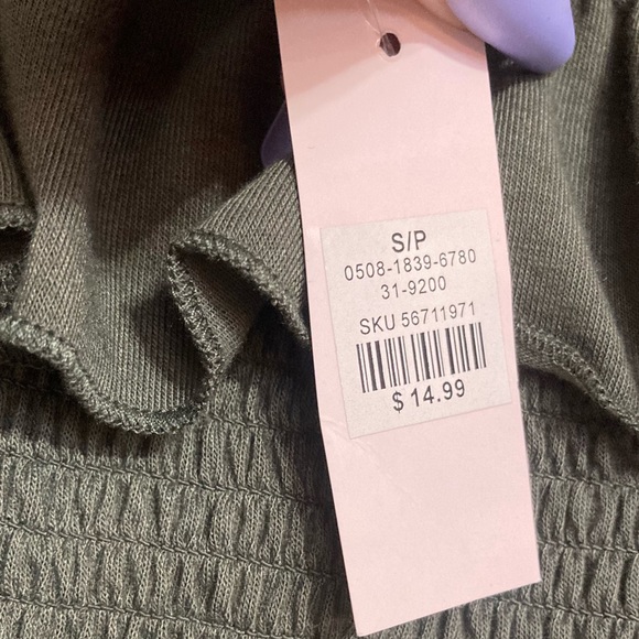 SM•NWT•STREETWEAR SOCIETY•OFF THE SHOULDER CROP TOP W RUFFLES• - Picture 5 of 5